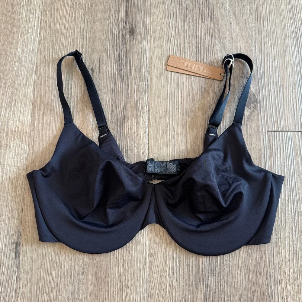 Skims Recycled Swim Full Coverage Bikini Top Onyx Black Underwire Size 9 NEW